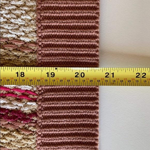 FREE PEOPLE CROPPED SWEATER - Picture 7 of 10